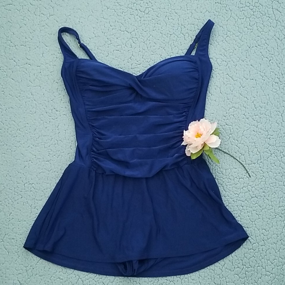La Blanca one piece bathing suit